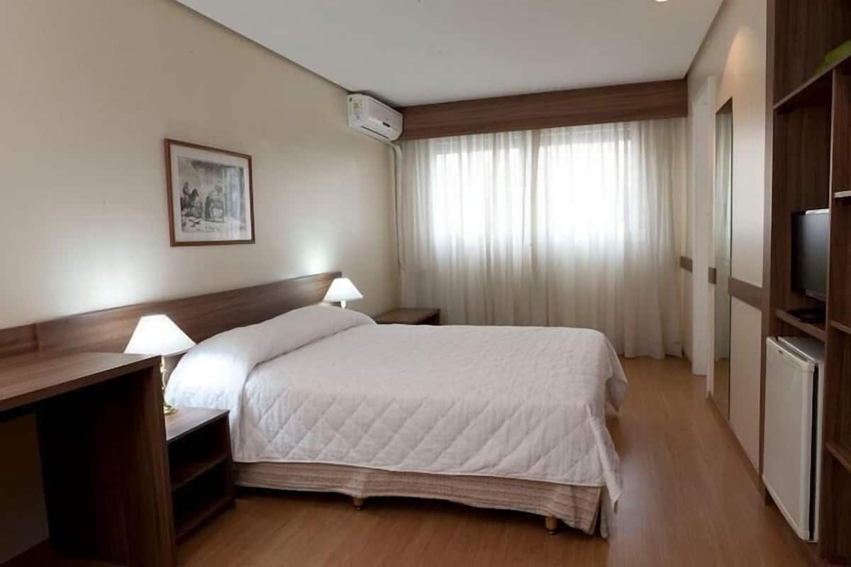 Minibar, bureau, chambres insonorisées, Wi-Fi gratuit