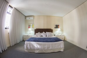 Minibar, bureau, chambres insonorisées, Wi-Fi gratuit