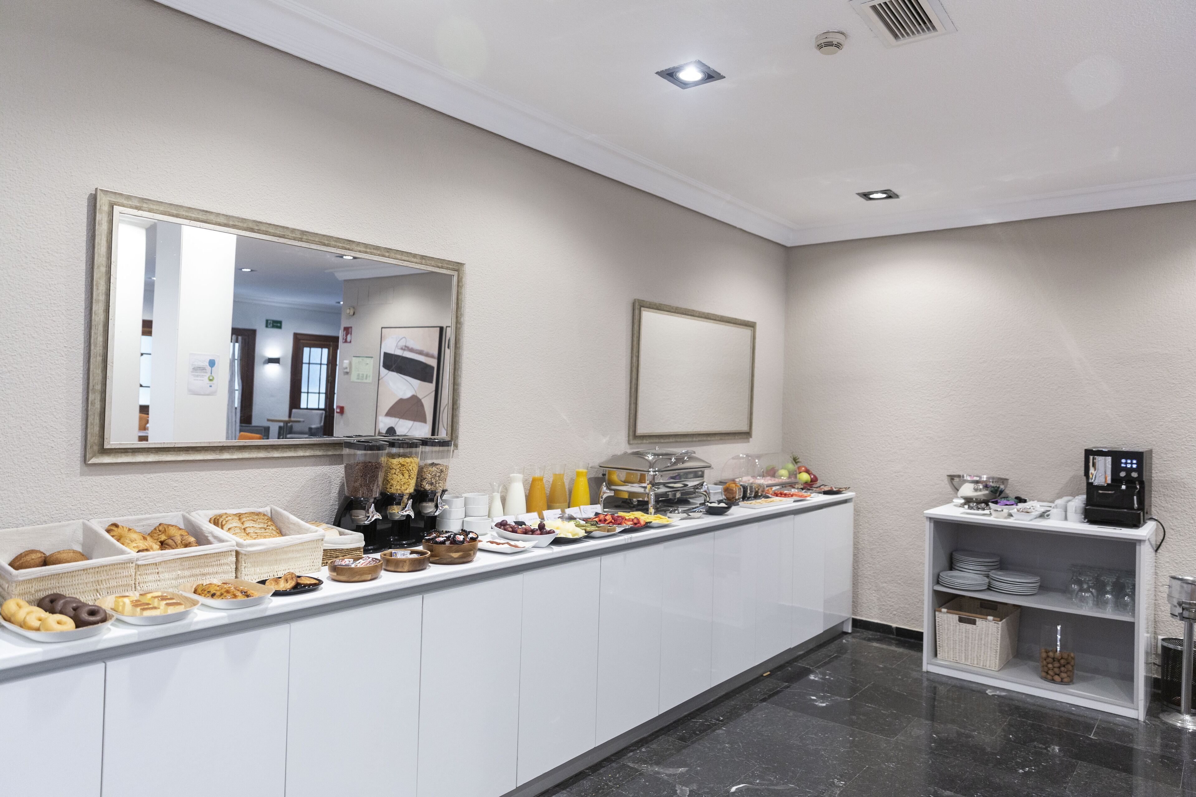 Photo - Hotel Serrano