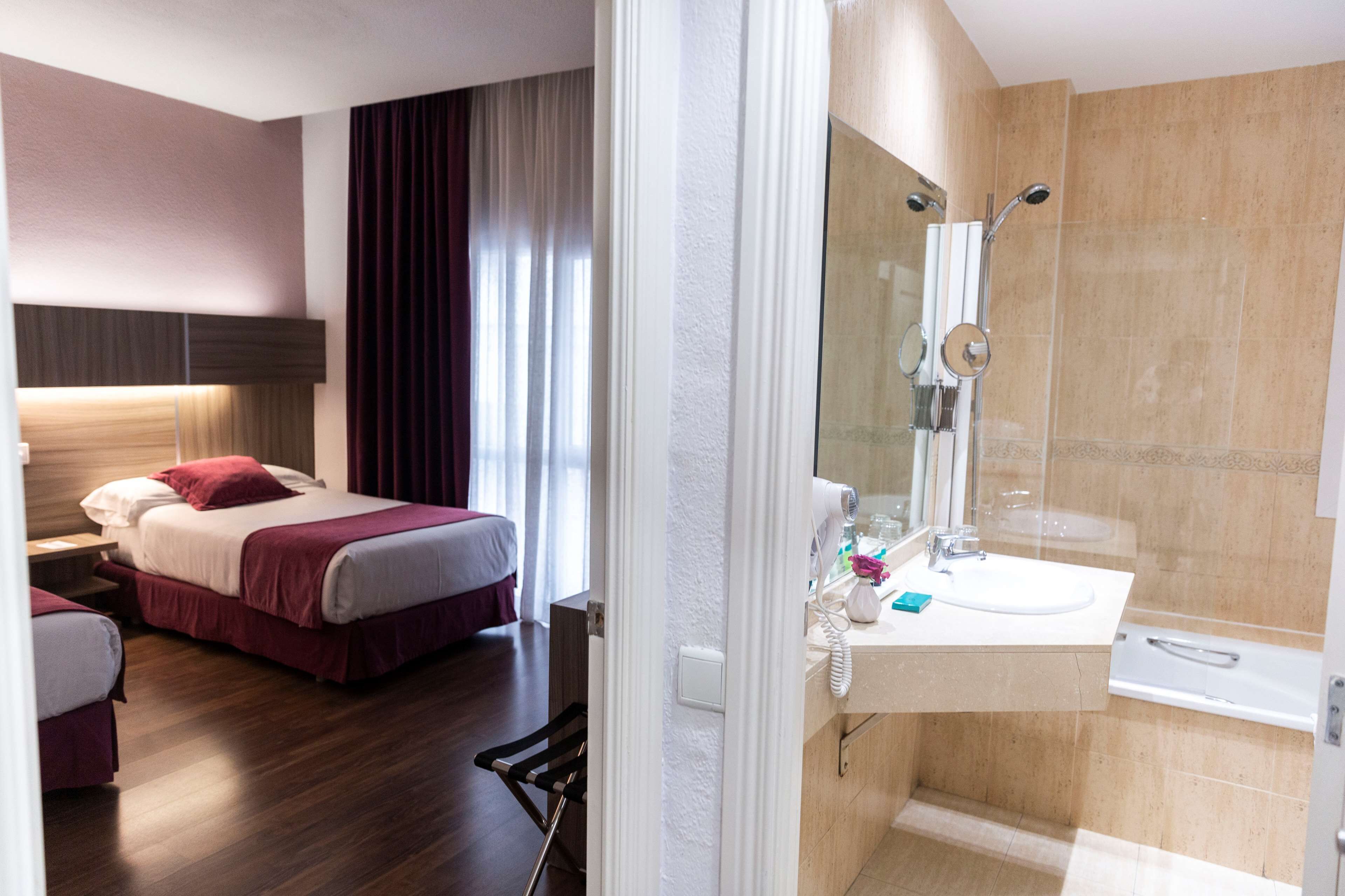 Photo - Hotel Serrano