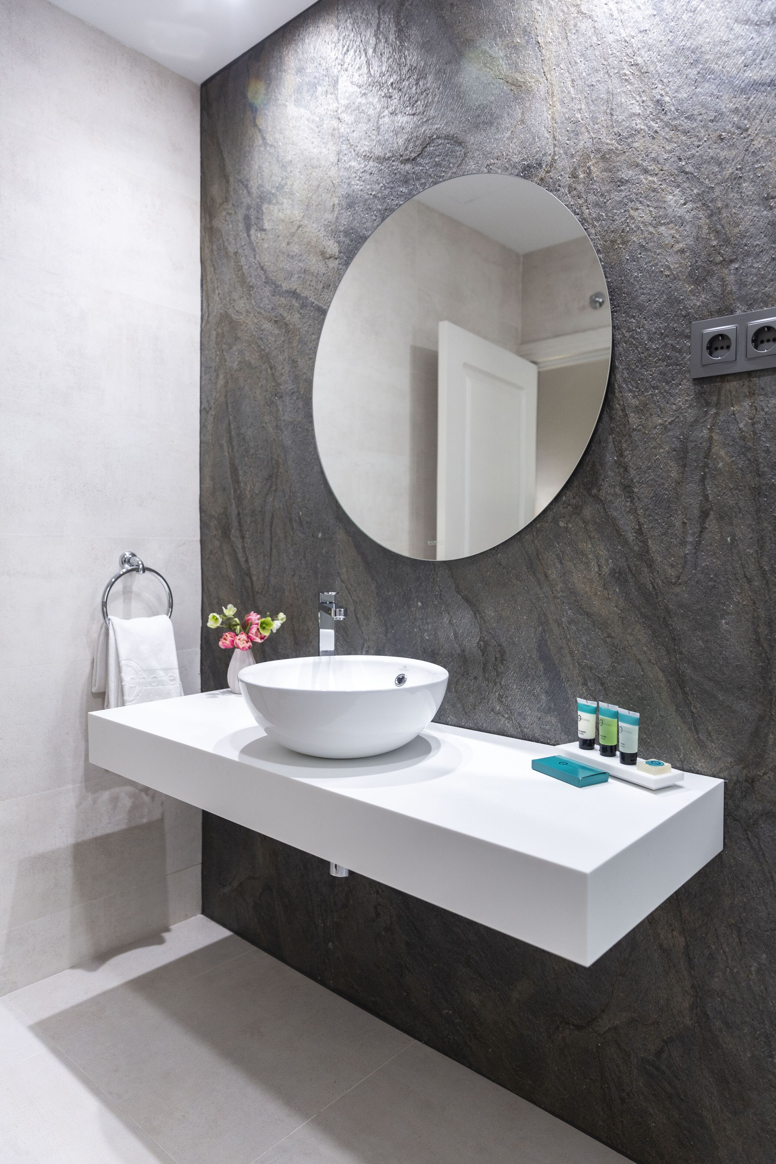 Photo - Hotel Serrano