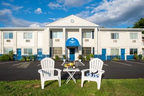 Exterior - Rodeway Inn Middletown - Newport (Middletown)