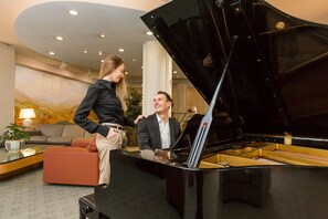 Lobby-Lounge