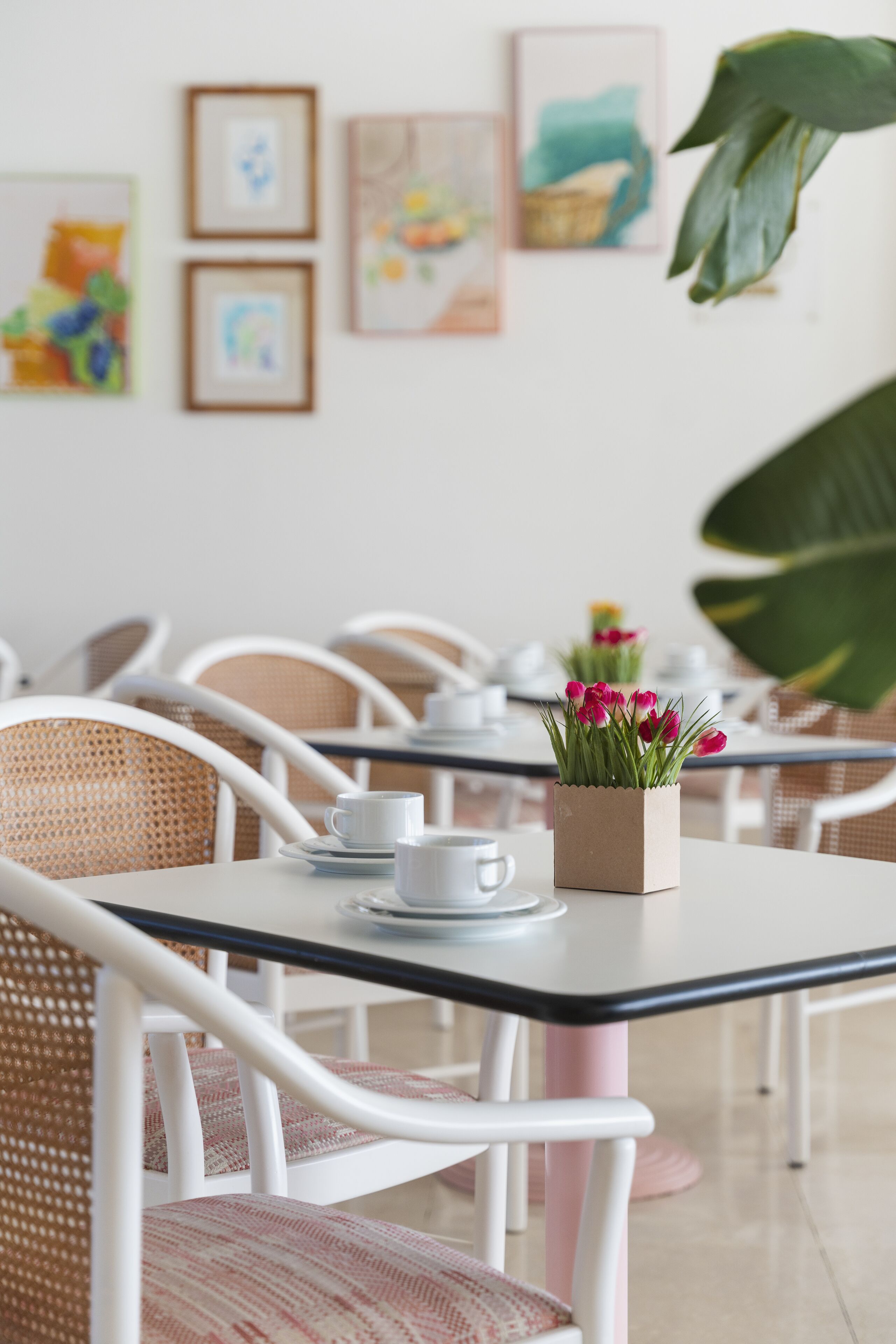 Petit déjeuner buffet (10 EUR par personne)