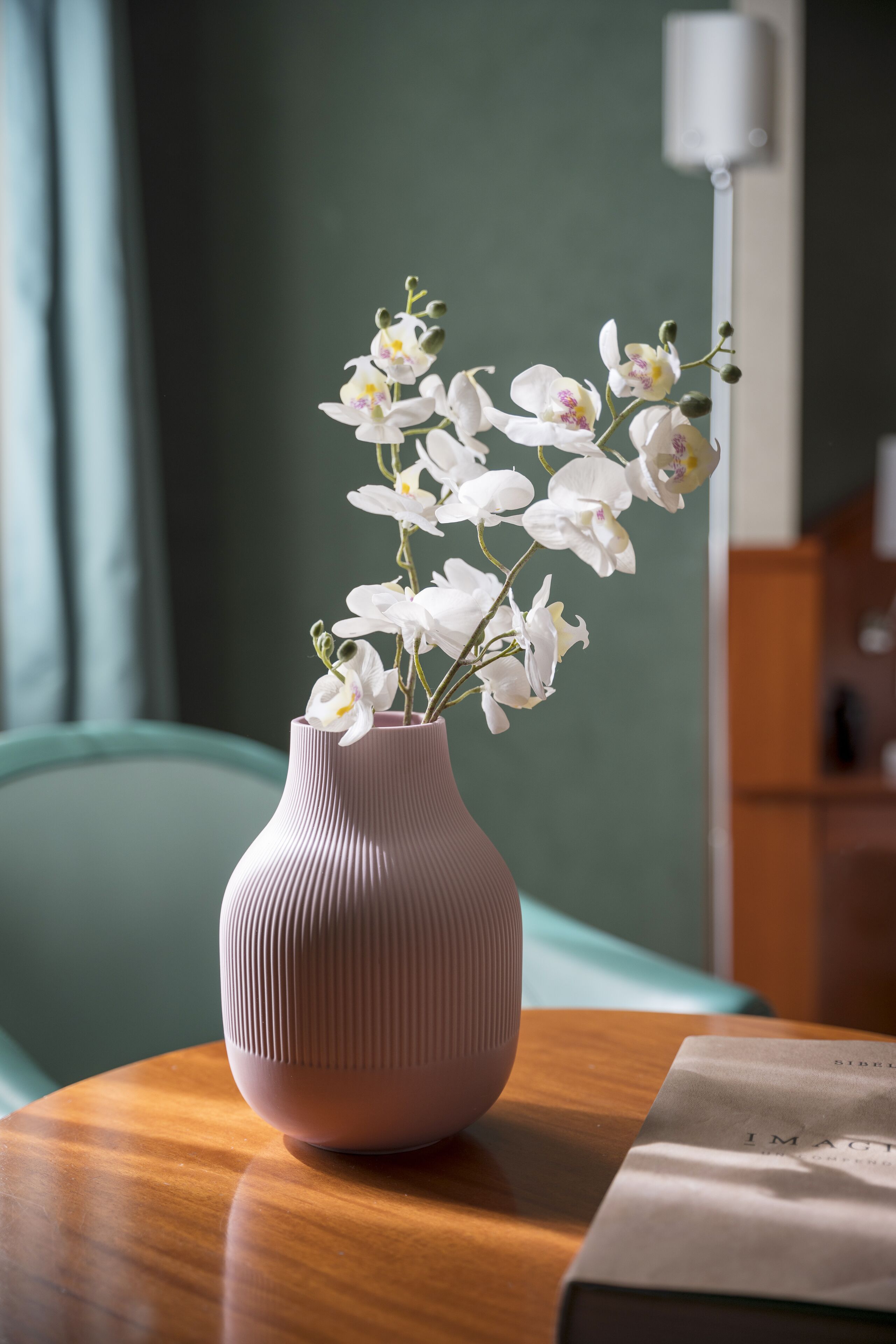 single room | room amenity