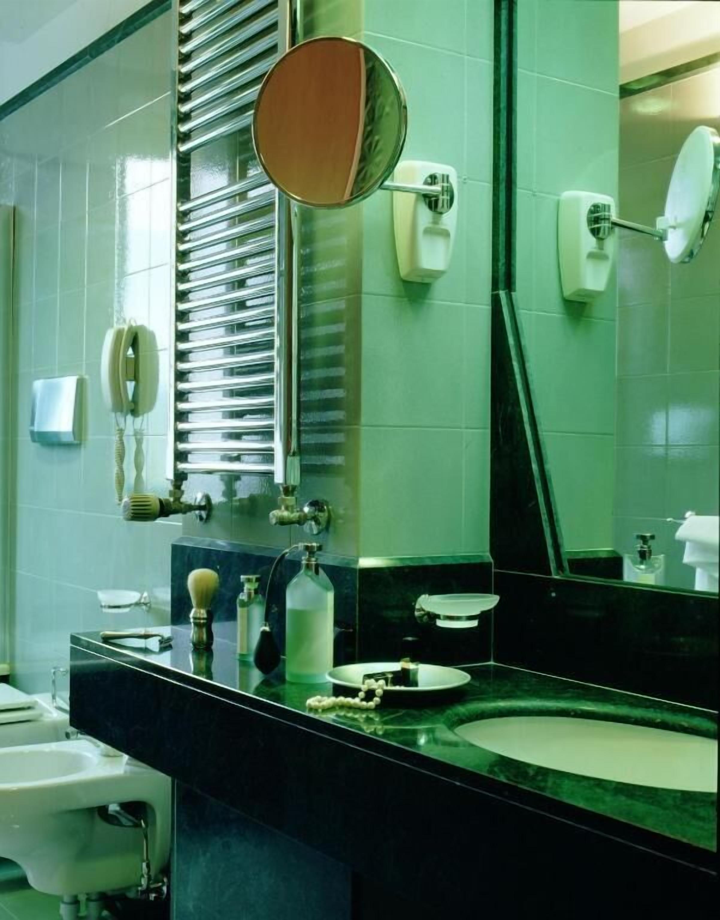 deep-soaking bathtub, free toiletries, hair dryer, bidet