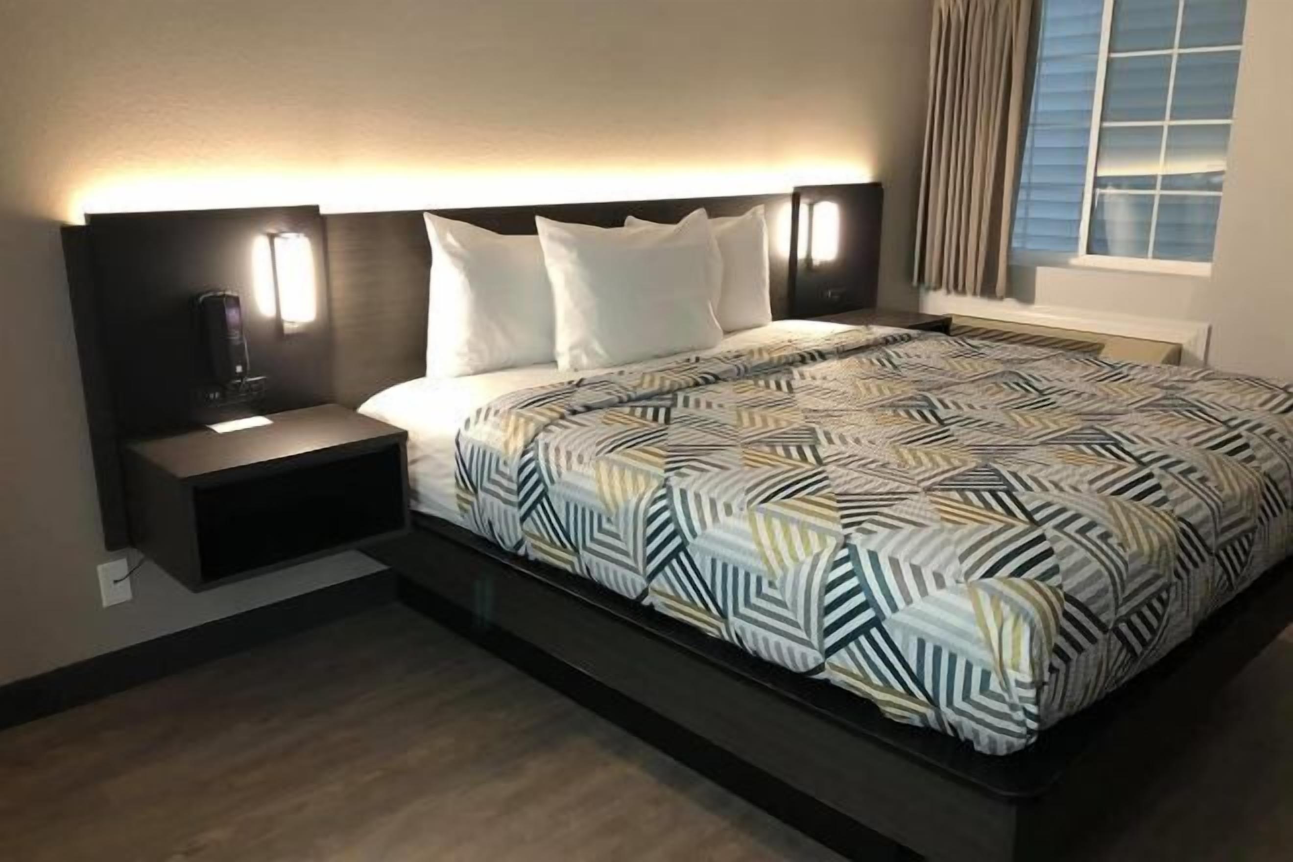 암막 커튼, 다리미/다리미판, 무료 WiFi, 침대 시트