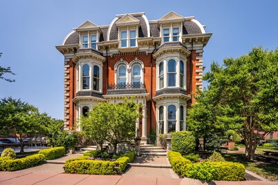 The Mansion On Delaware Ave