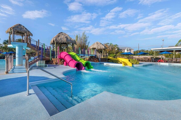 2 outdoor pools, pool umbrellas, pool loungers