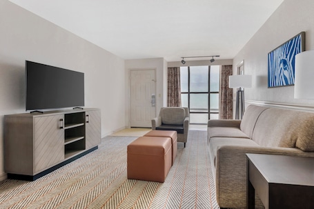 Condo, 2 Bedrooms, Kitchen | Living area | TV, DVD player, table tennis. Parkway International Resort