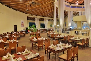 Hi ha 9 restaurants amb plats de cuina internacional