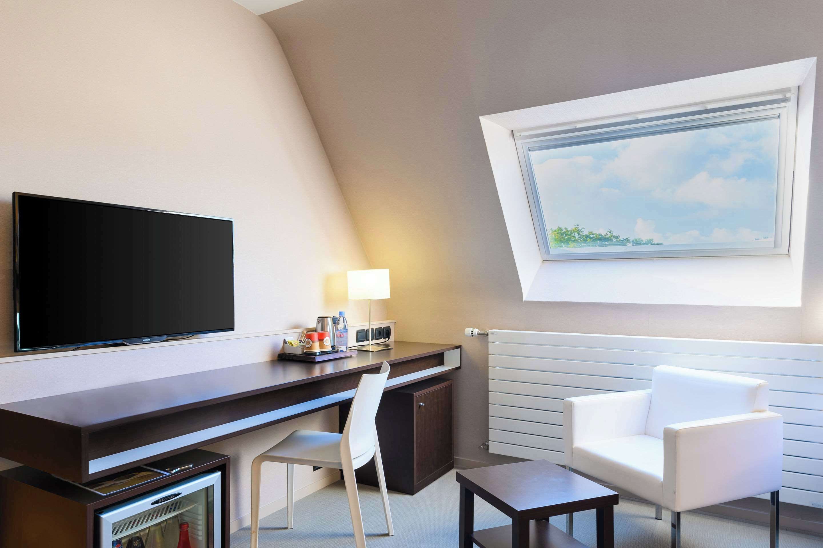 quadruple room | premium bedding, in-room safe, desk, soundproofing