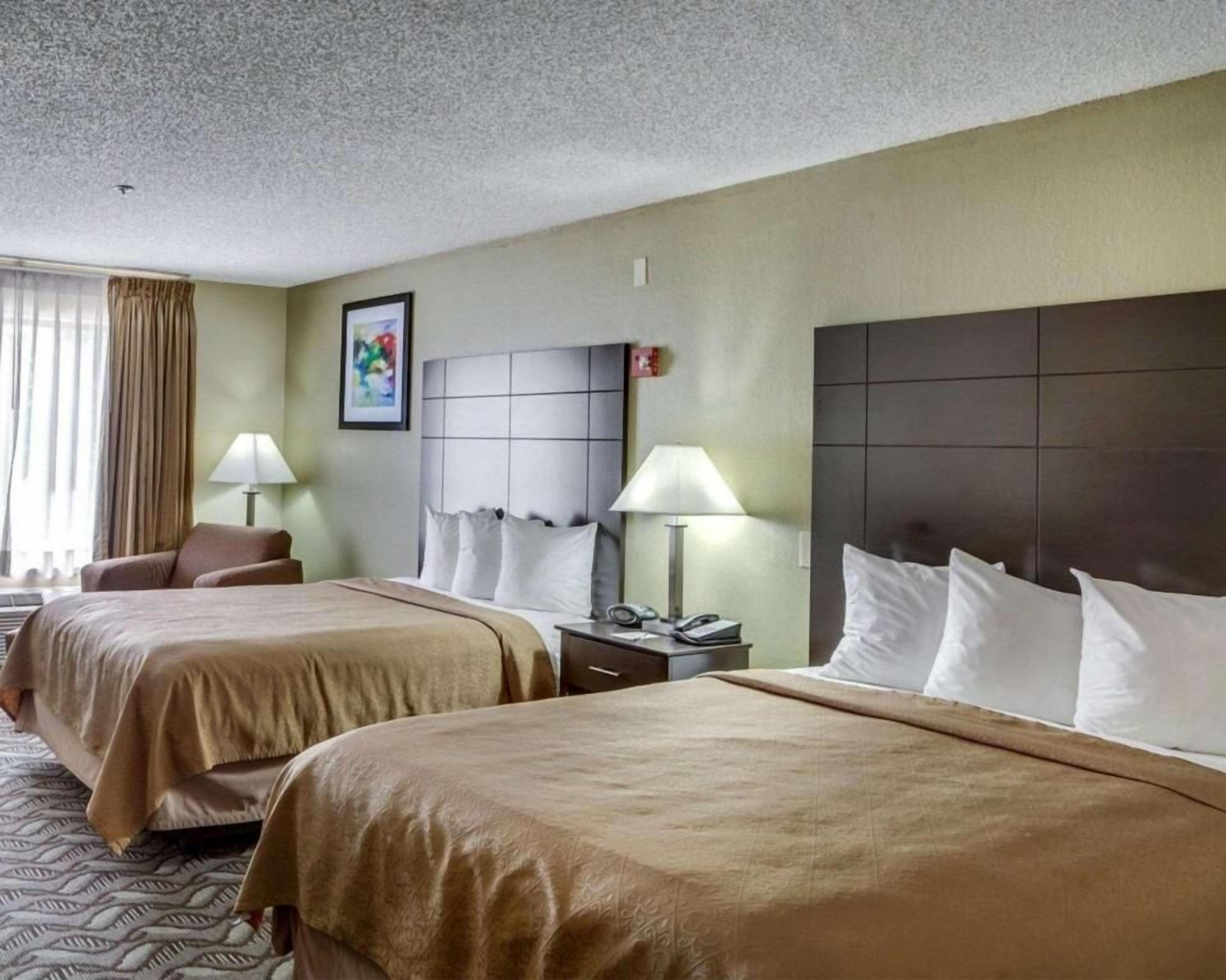Desk, iron/ironing board, rollaway beds, free WiFi