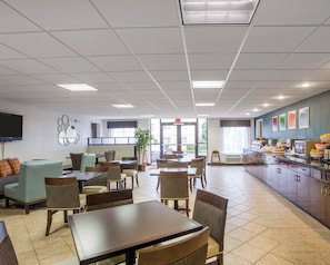 Free daily buffet breakfast