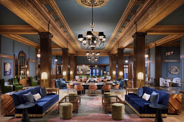 Lobby - The Marcus Whitman Hotel (Walla Walla)