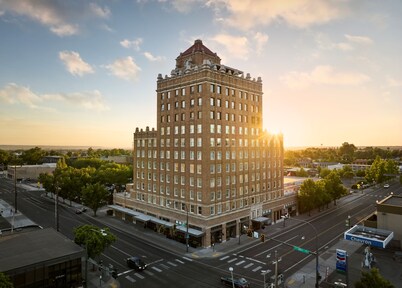The Marcus Whitman Hotel