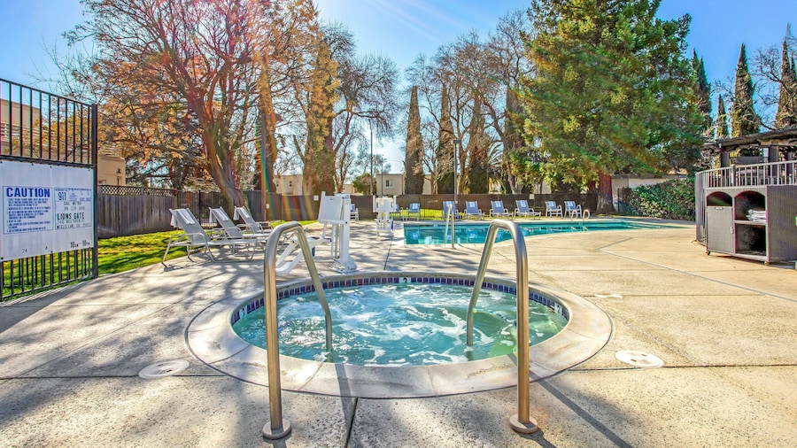 Lions Gate Hotel