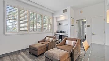 Suite, 1 Bedroom (Queen) | Living area | LCD TV