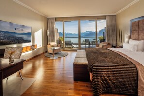 Junior Suite (Prestige) | Premium bedding, minibar, in-room safe, individually decorated - Le Mirador Resort & Spa (Chardonne)