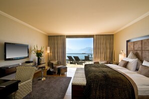 Junior Suite (Prestige) | Premium bedding, minibar, in-room safe, individually decorated - Le Mirador Resort & Spa (Chardonne)