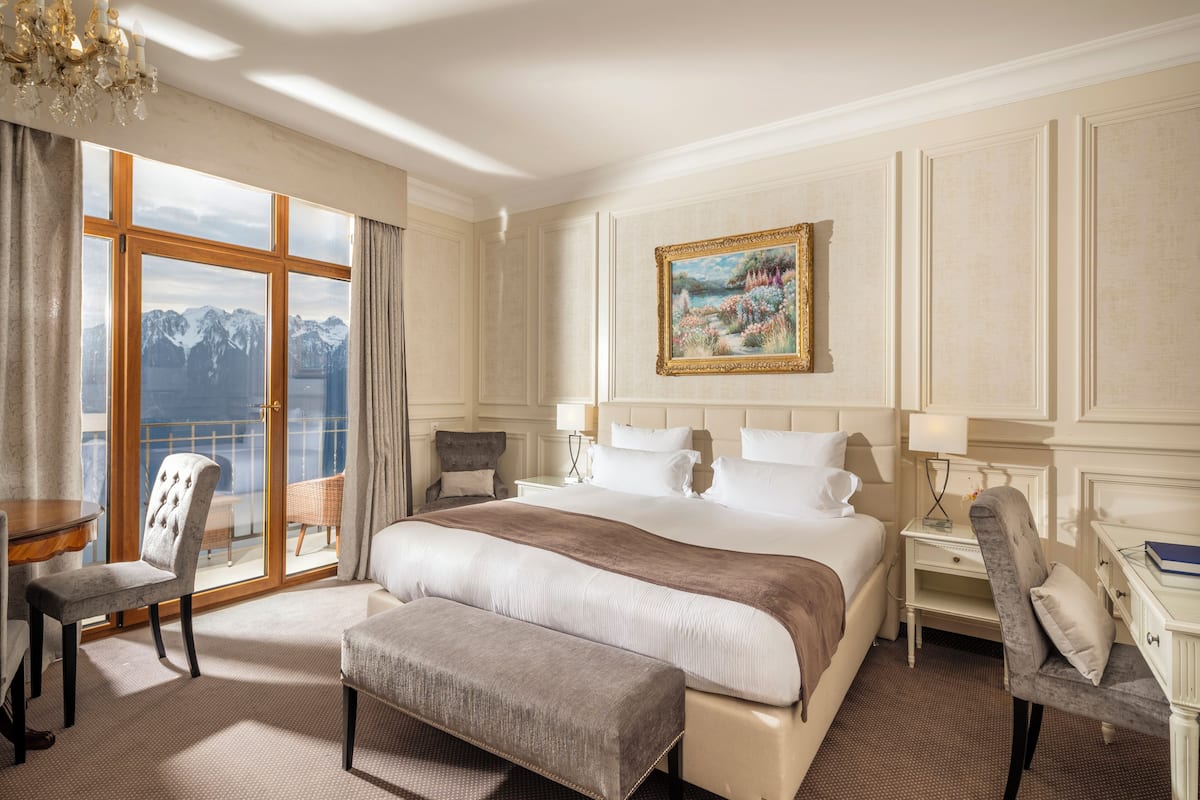 Family Two Bedroom | Premium bedding, minibar, in-room safe, individually decorated