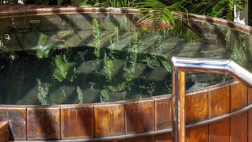 Salas para tratamentos a dois, sauna seca, tratamentos corporais