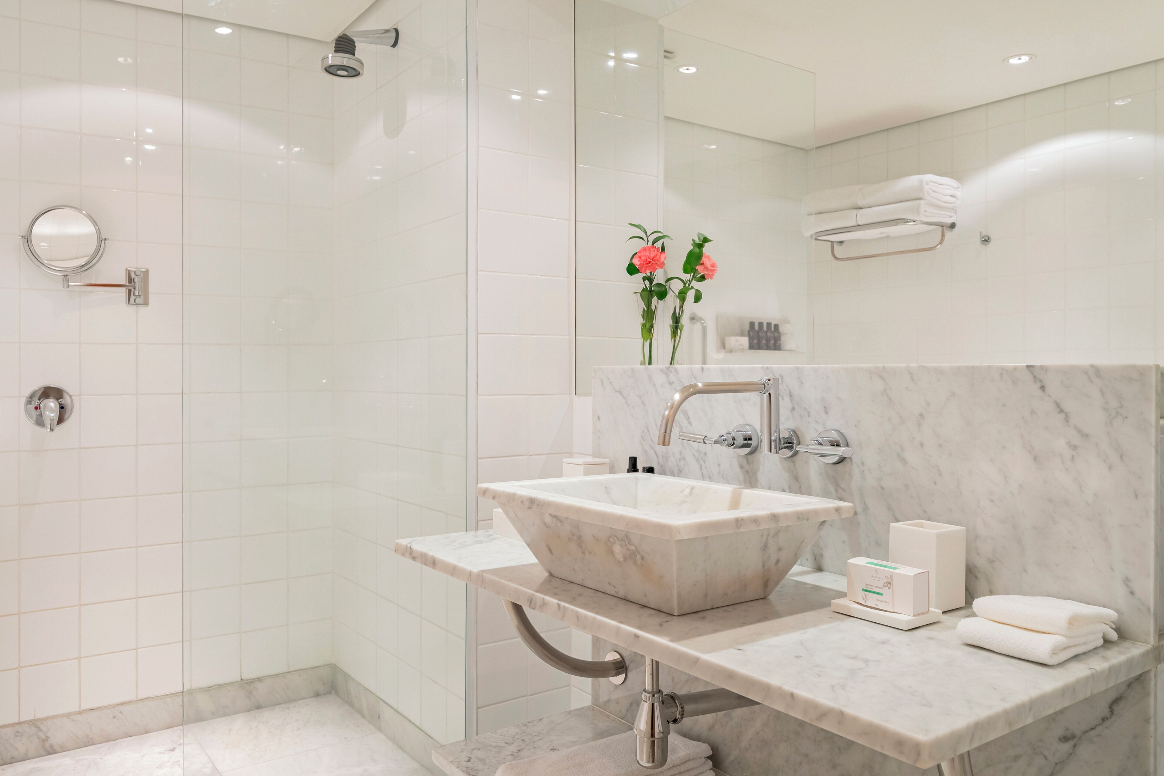 shower, free toiletries, hair dryer, bidet