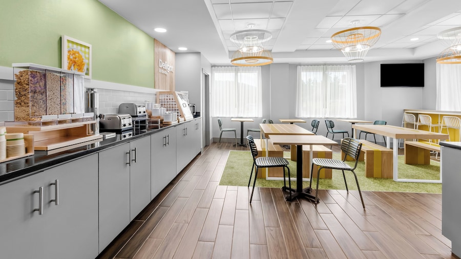 Spark by Hilton Lynchburg