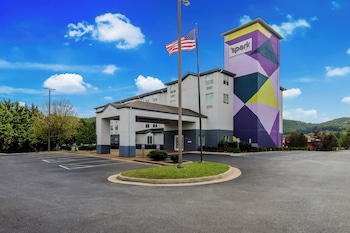 Spark by Hilton Lynchburg