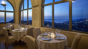 Restaurant - Zannos Melathron (Santorini)