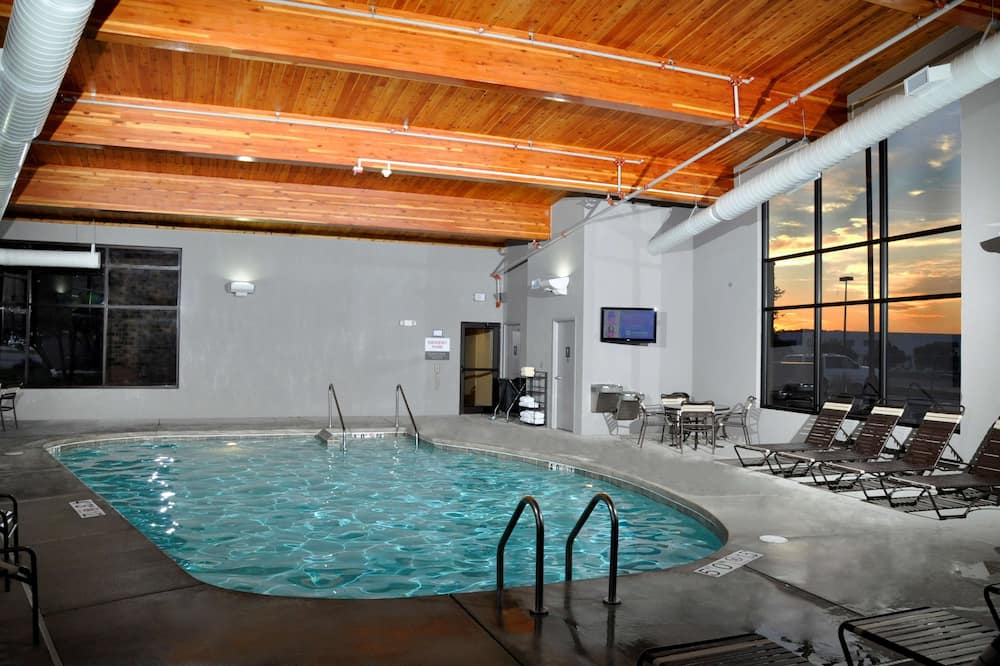 Hyatt Place Milwaukee Airport