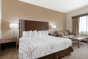 Blendingsgardiner, strykejern/-brett og barnesenger (inkludert)