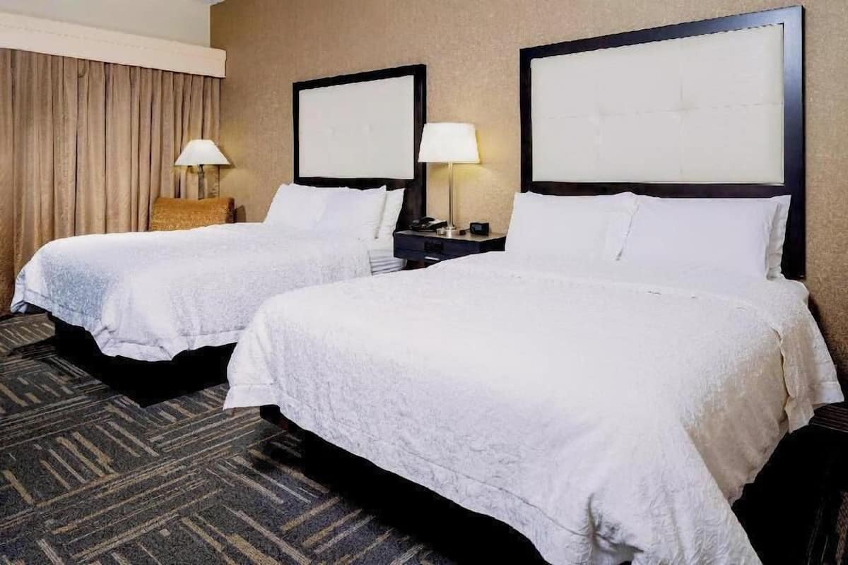 In-room safe, desk, iron/ironing board, free WiFi