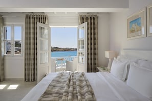 Executive Double room Sea View | Premium bedding, minibar, in-room safe, desk