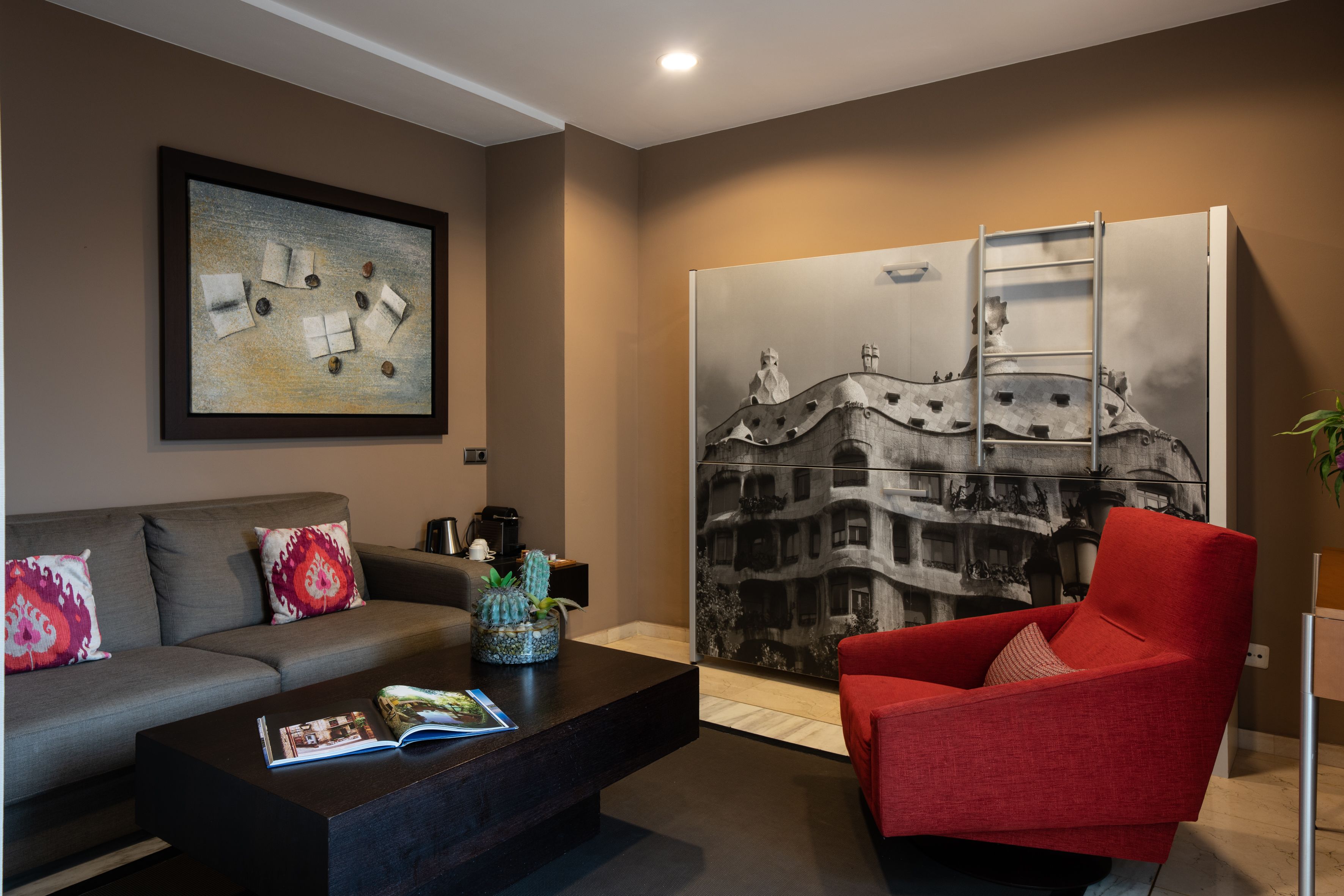 20-inch flat-screen tv with cable channels, tv