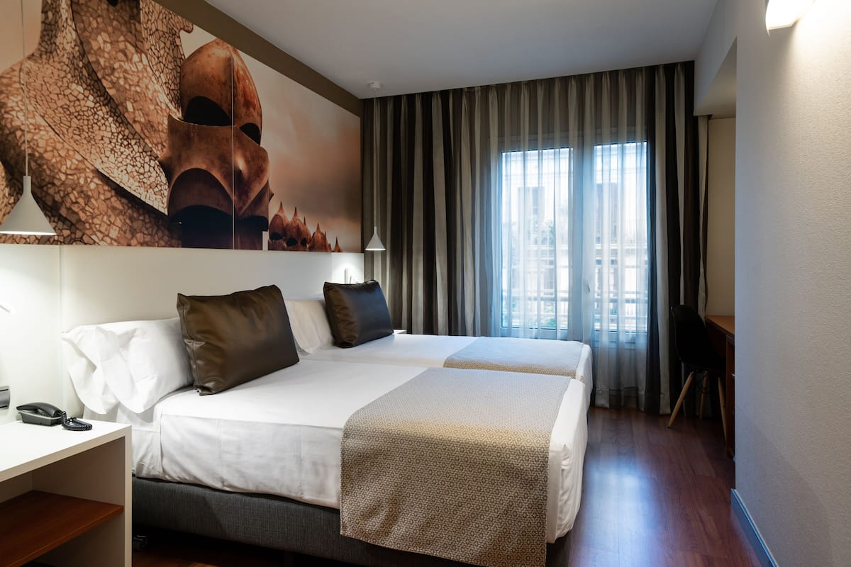 1 bedroom, minibar, in-room safe, desk