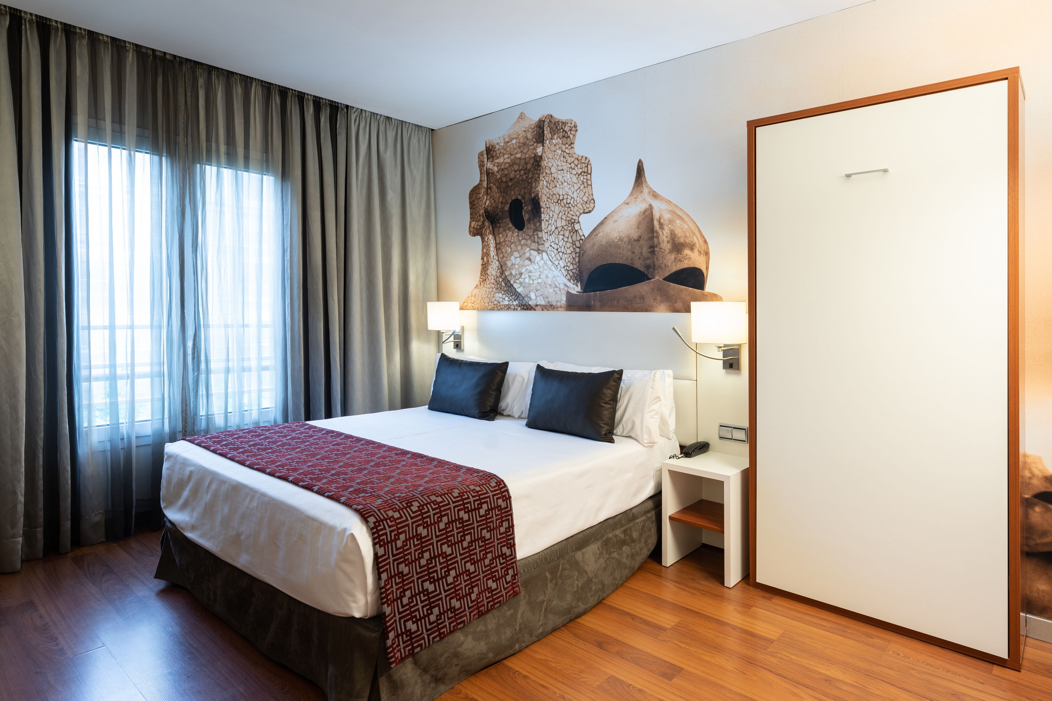 1 bedroom, minibar, in-room safe, desk