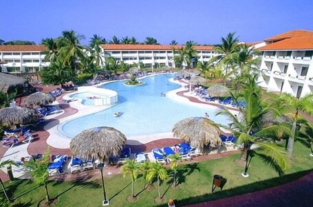 Außenpool. Occidental Allegro Playa Dorada All Inclusive