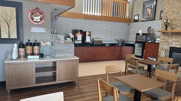 Desayuno continental incluido todos los días