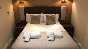 Desk, iron/ironing board, free WiFi