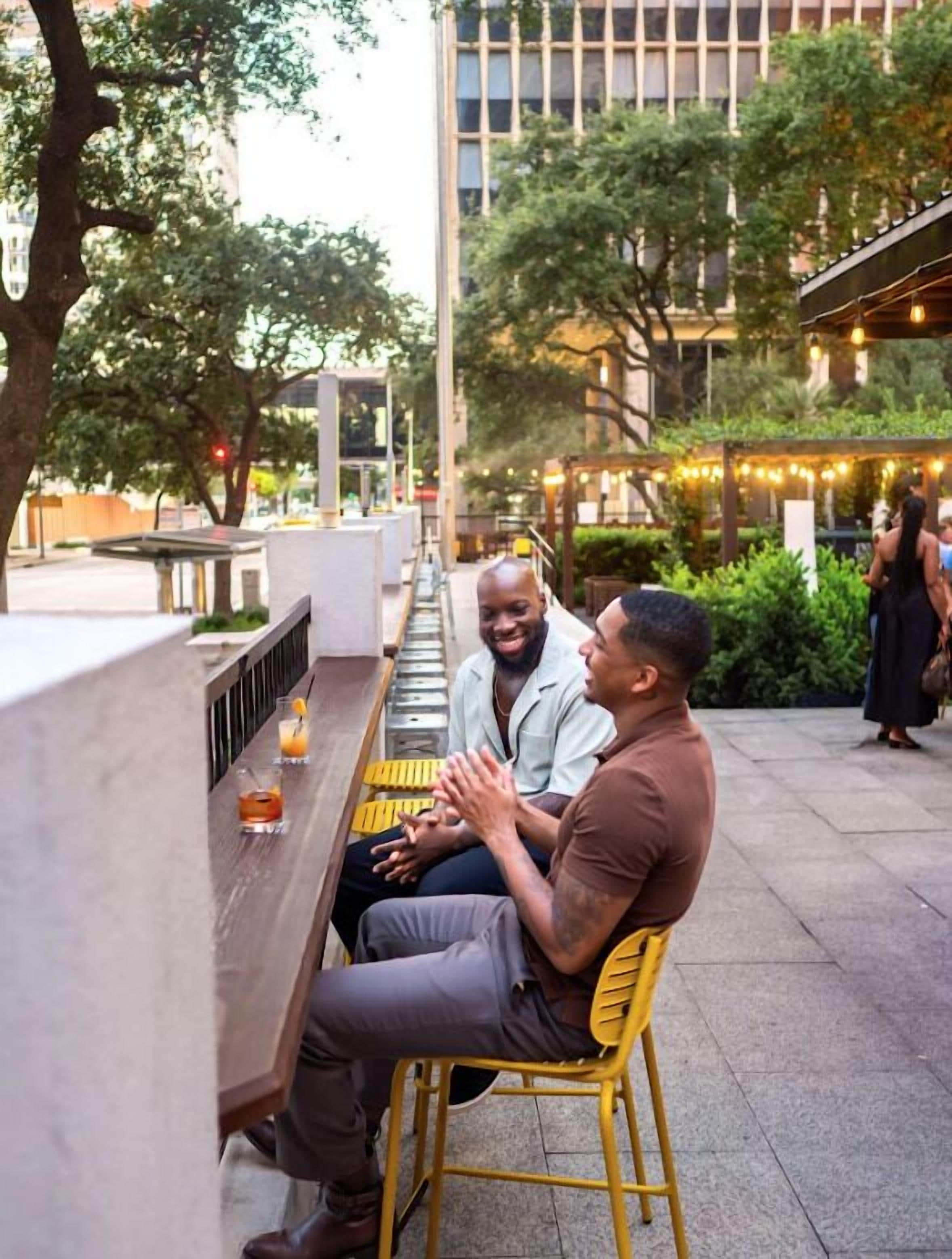 Foto - The Whitehall Houston