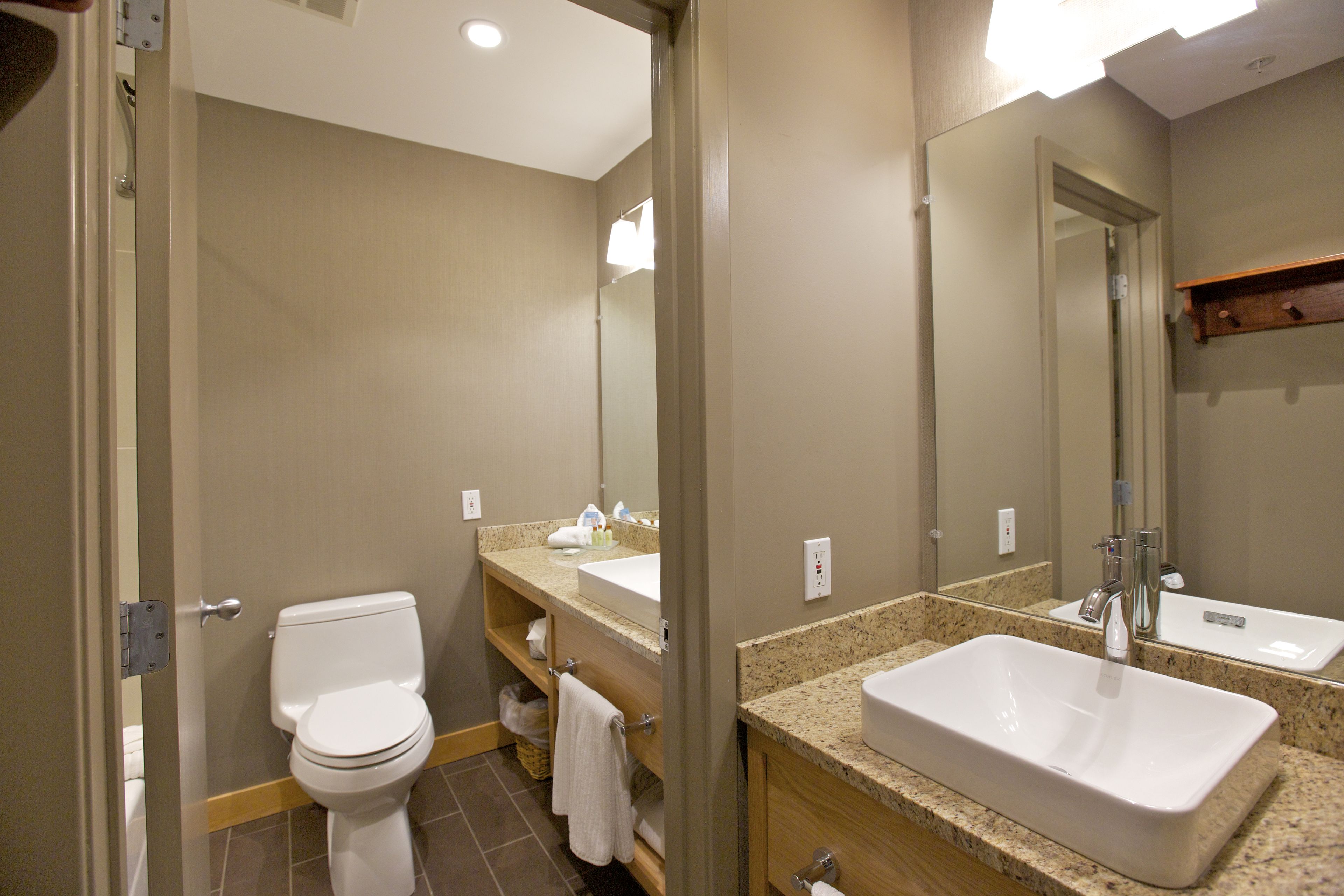 combined shower/bathtub, hair dryer, bathrobes, towels