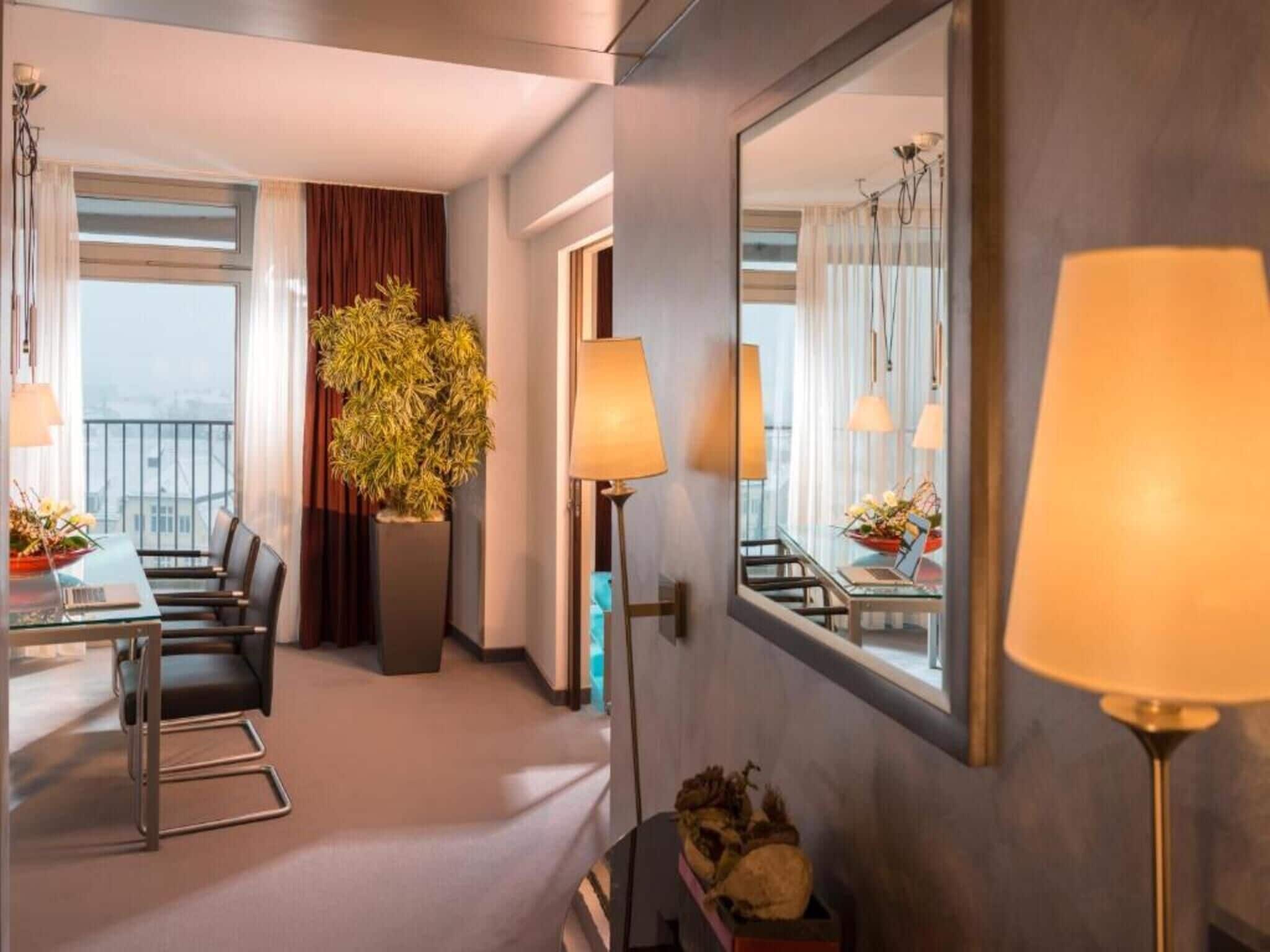 Allergikerbettwaren, Daunenbettdecken, Minibar, Zimmersafe