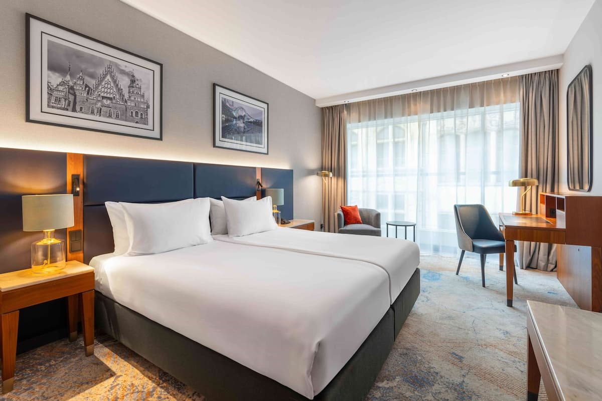 In-room safe, desk, laptop workspace, soundproofing