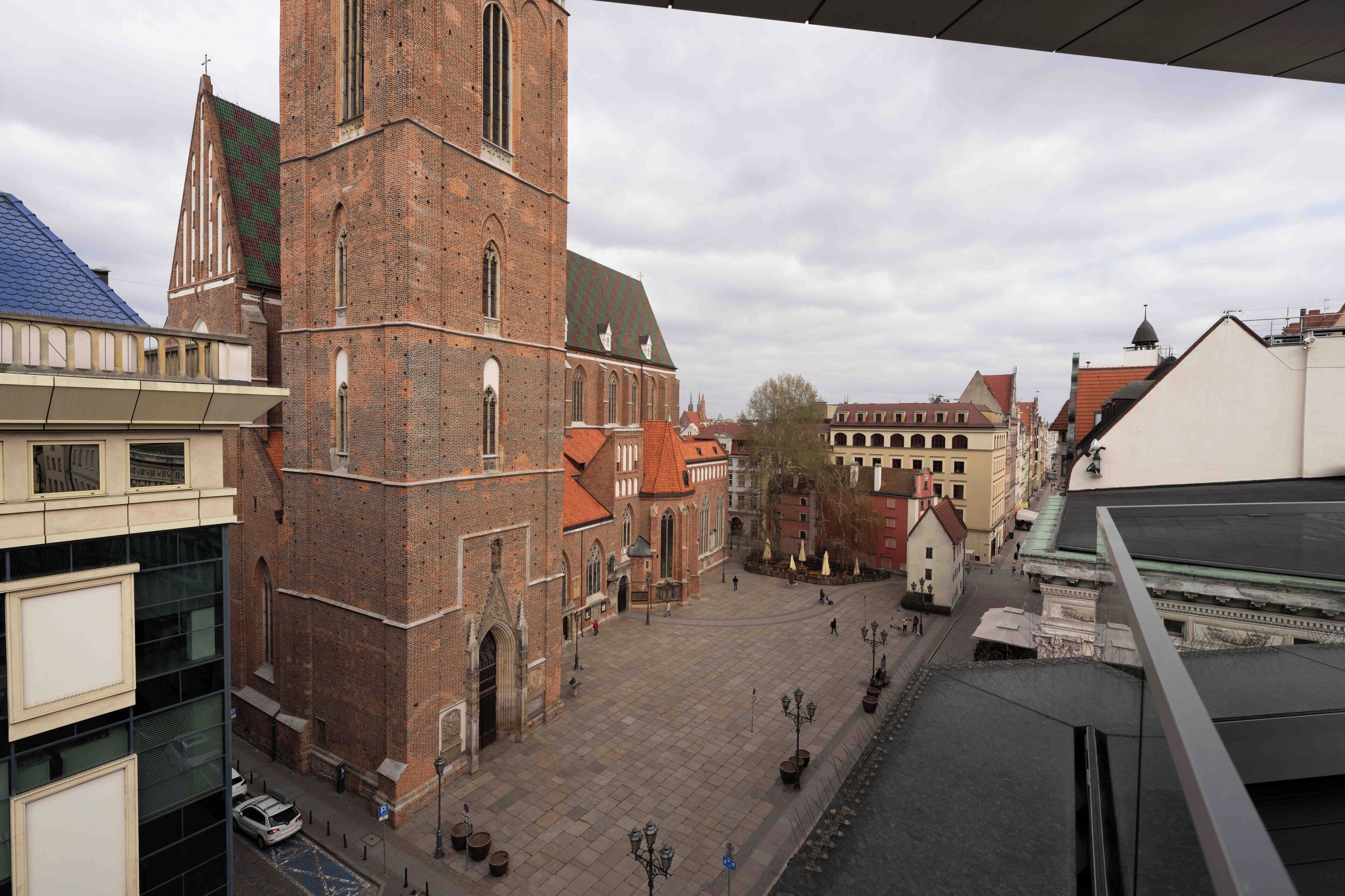 presidential suite, 1 king bed | city view