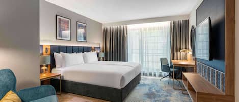 In-room safe, desk, laptop workspace, soundproofing