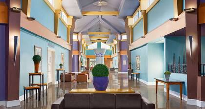 Royal Hotel Edmonton Airport, Trademark Collection by Wyndham