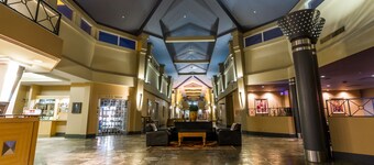 Royal Hotel Edmonton Airport, Trademark Collection by Wyndham