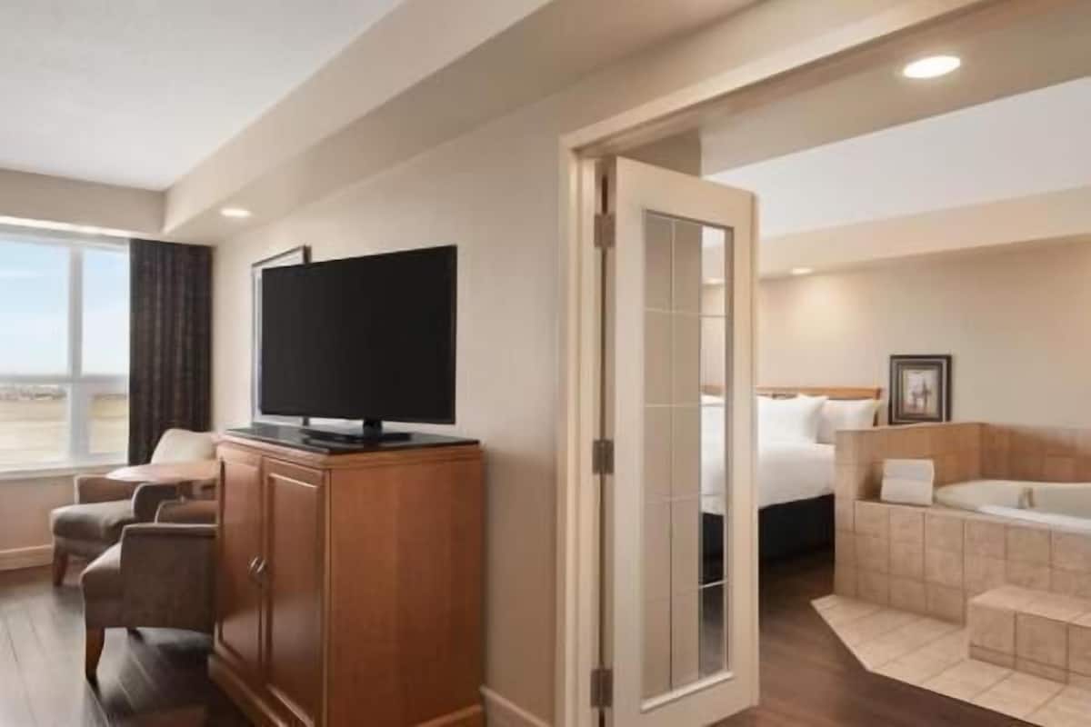 Premium bedding, pillow-top beds, in-room safe, individually furnished