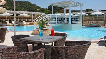 Seasonal outdoor pool, pool umbrellas